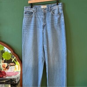 Abercrombie & Fitch The Crop Wide Leg High Rise Jeans Womens 30/10L